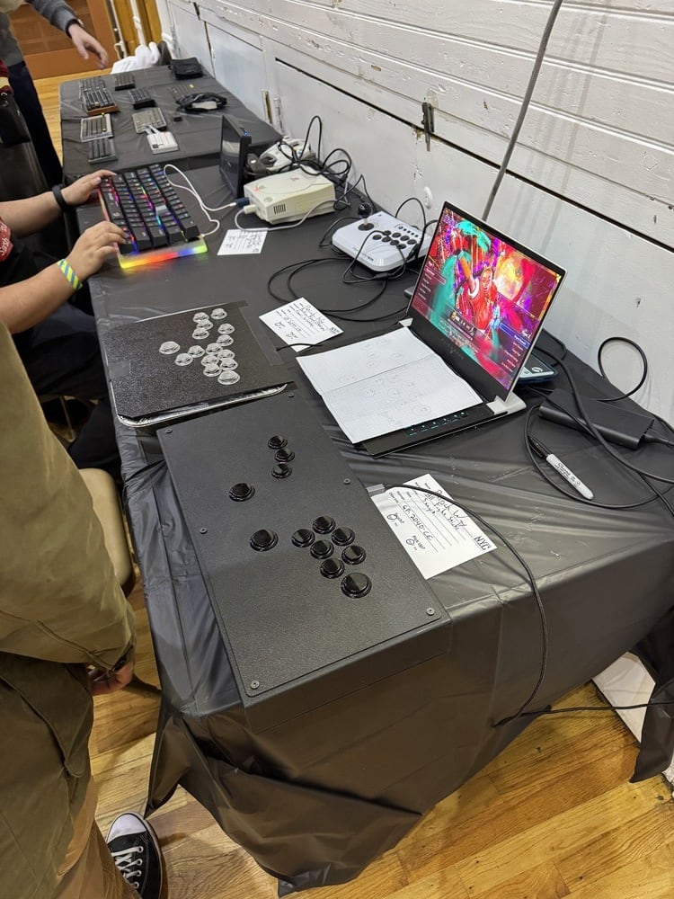 Image of a keyboard meetup